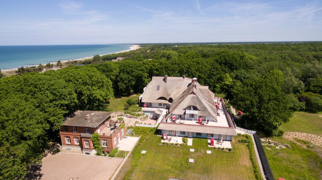 Romantik Hotel Fischerwiege Ahrenshoop Exterior photo