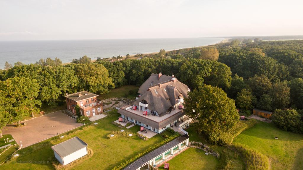Romantik Hotel Fischerwiege Ahrenshoop Exterior photo